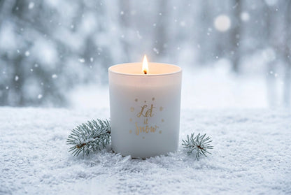 Weihnachts-Duftkerze „Let it snow“ – Warm Woods & Cashmere